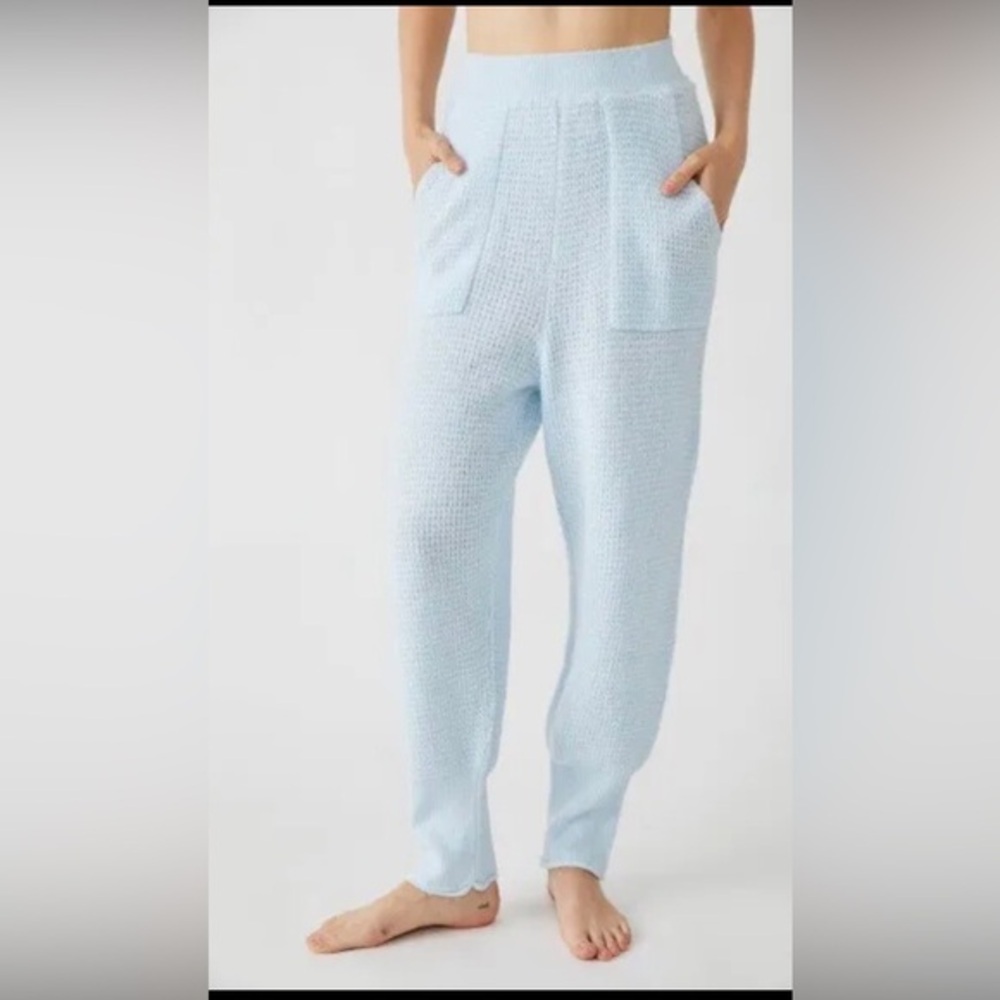 Free people intimately free C.O.Z.Y waffle knit fuzzy jogger Pants size L new - Picture 2 of 5